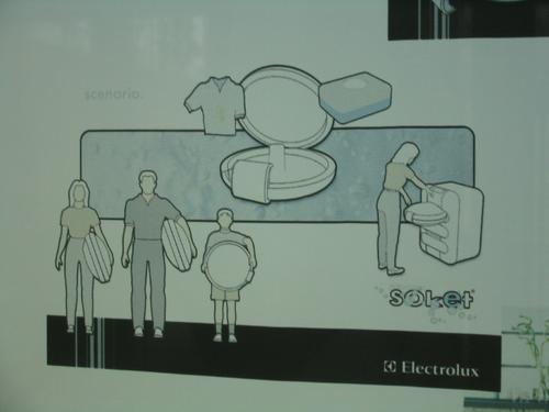 A j�v� neh�zatl�t�i szennyessel teli diszkoszaikkal
// Fot�: Szily L�szl�, (c) 1999-2021 Index.hu