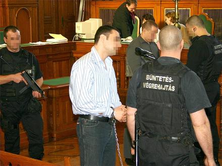 �t�lethirdet�s cs�t�rt�k�n
// Fot�: Nagy Attila, (c) 1999-2021 Index.hu