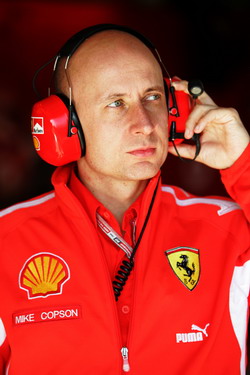 Mike Copson, a Shell m�rn�ke
// Fot�: - -, (c) 1999-2021 Index.hu