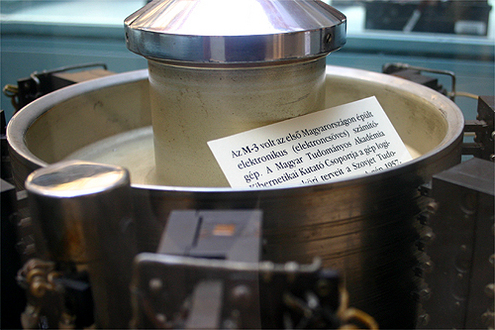 Kapacit�s: 1 kilosz�
// Fot�: Nagy Attila, (c) 1999-2021 Index.hu