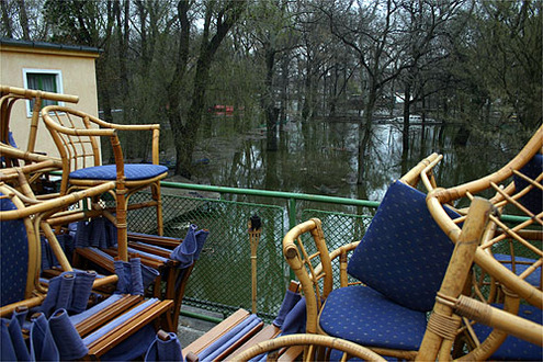 Els� emeleti kil�t�s
// Fot�: Nagy Attila, (c) 1999-2021 Index.hu