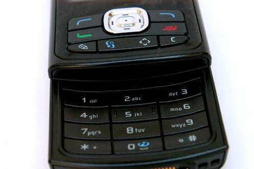 El�g nagyok a gombjai
// Fot�: Huszti Istv�n, (c) 1999-2021 Index.hu