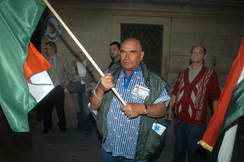 A Kossuth t�rre terelt�k a t�meget
// Fot�: N�meth D�niel, (c) 1999-2026 Index.hu