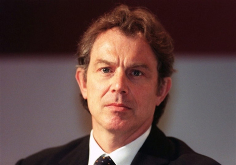 Blair 1999. áprilisában, az időközi választások kampányában.
// Fotó: AFP, (c) 1999-2023 Index.hu