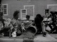 Mint aki belel�tt egy hord� puskaporba...