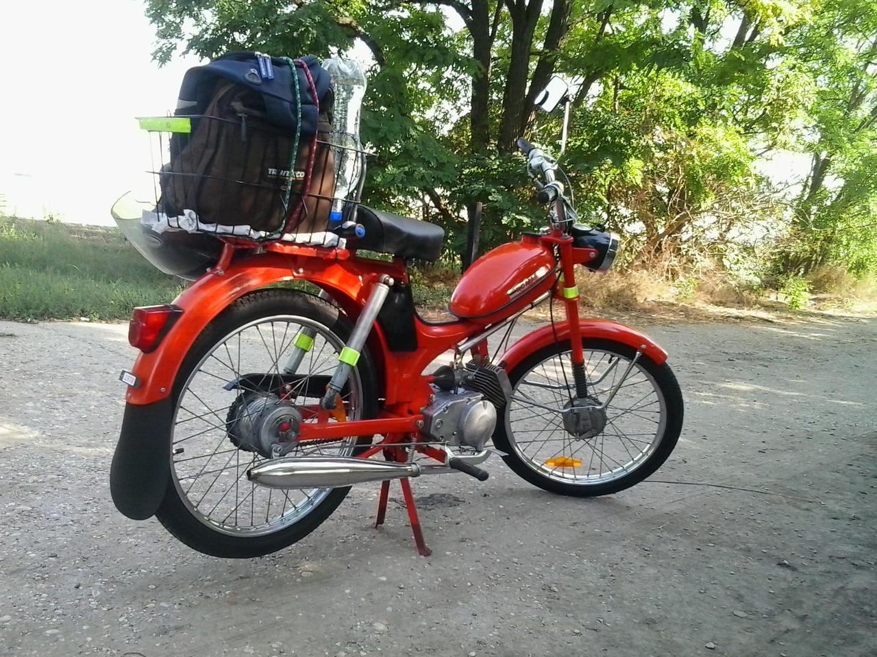 Komár moped története