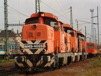 M43 1025 & 1084 & 1105