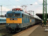 V43 1098 & 1037