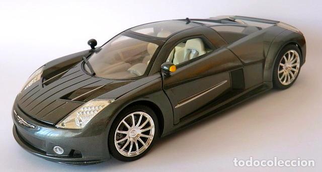 Chrysler me four Twelve