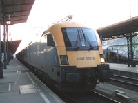 081227 Keletiban 1047 002-9