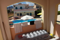 Pella apt. a hts pletekkel