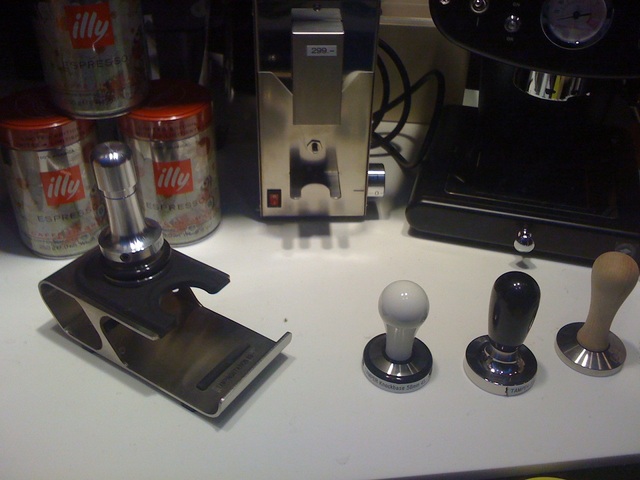 Martello DIY Capsule Refill in Machine YouTube Martello DIY Capsule Refill in Machine YouTube