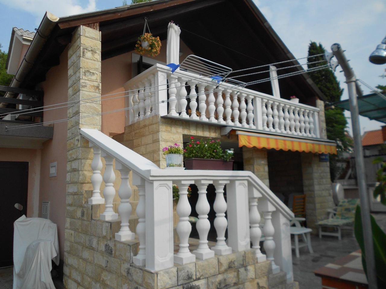 Meleg szex villa