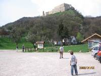 v�r a parkol�b�l